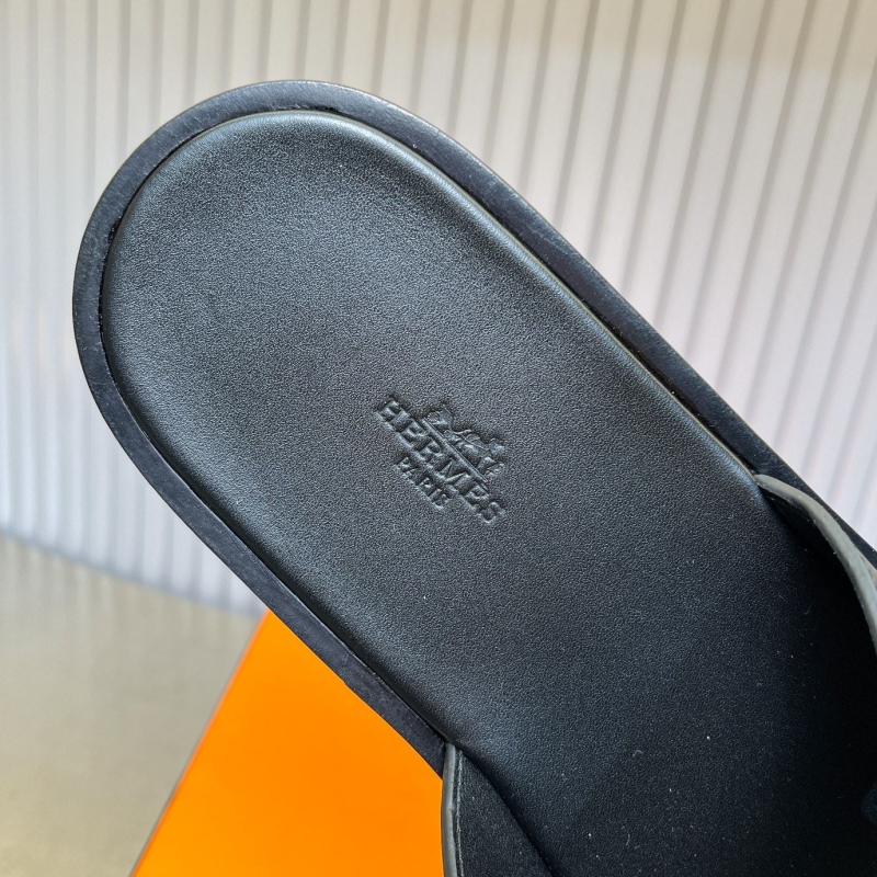 H**me5 slippers